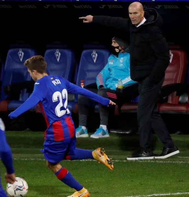 Zidane pendiente de Modric; Isco, solo una parte con el grupo