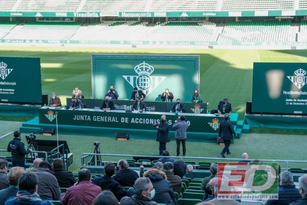 Los béticos, divididos por la continuidad de Haro y Catalán