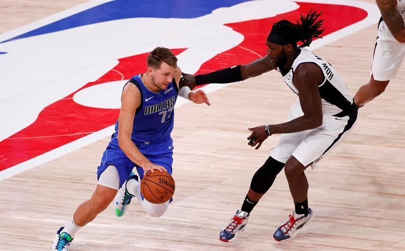 Doncic, contra los Clippers de Ibaka en el 'NBA Sundays'