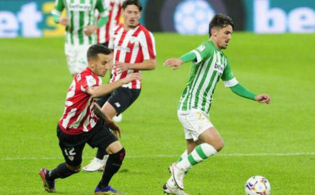 ¿Rodri o Riqui Puig? La afición del Betis lo tiene claro