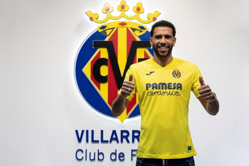 El Villarreal hace oficial el fichaje de Étienne Capoue hasta junio de 2023