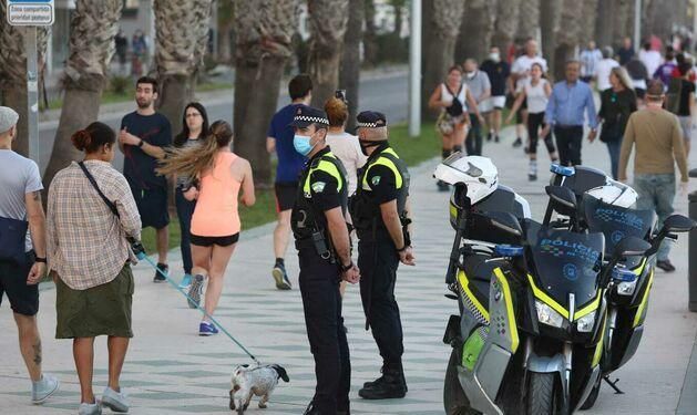 Andalucia vuelve a las cifras de los cierres y las restricciones