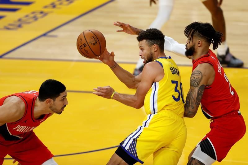 Stephen Curry reivindica protagonismo para los Warriors en la liga