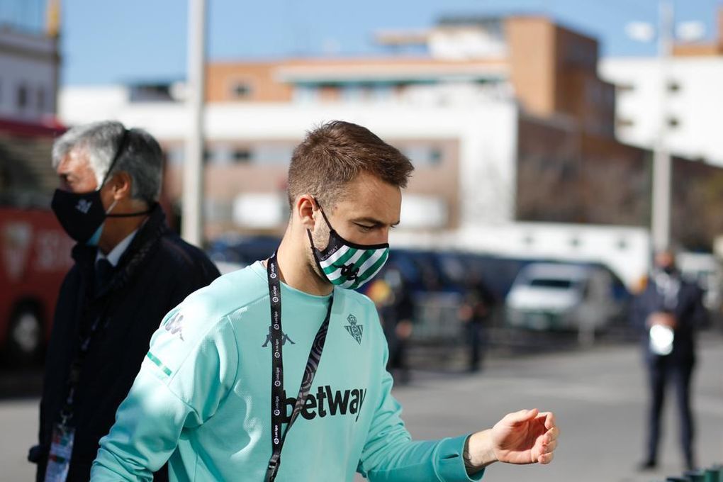 Cambio de planes en el Betis a la espera de los test PCR