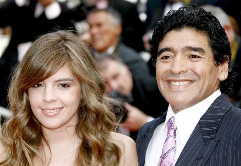 Los herederos de Maradona pueden "vivir toda su vida sin trabajar", según su abogado