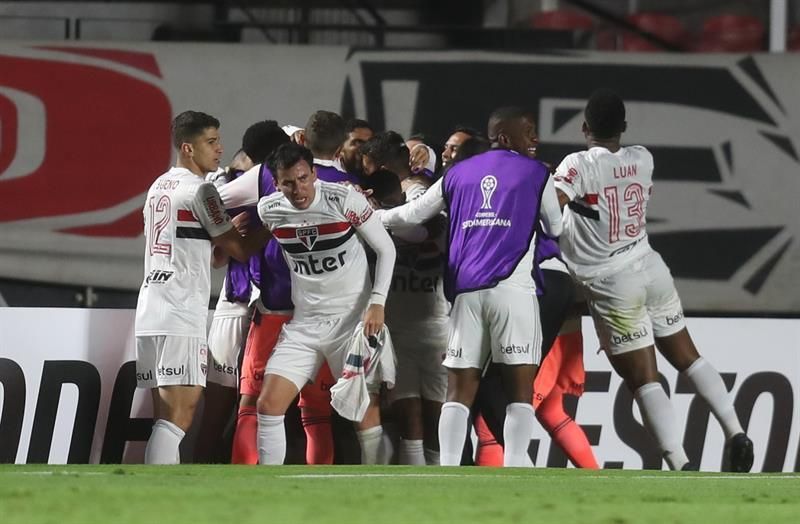 Sao Paulo a seguir distanciándose ante un Santos concentrado en la Libertadores