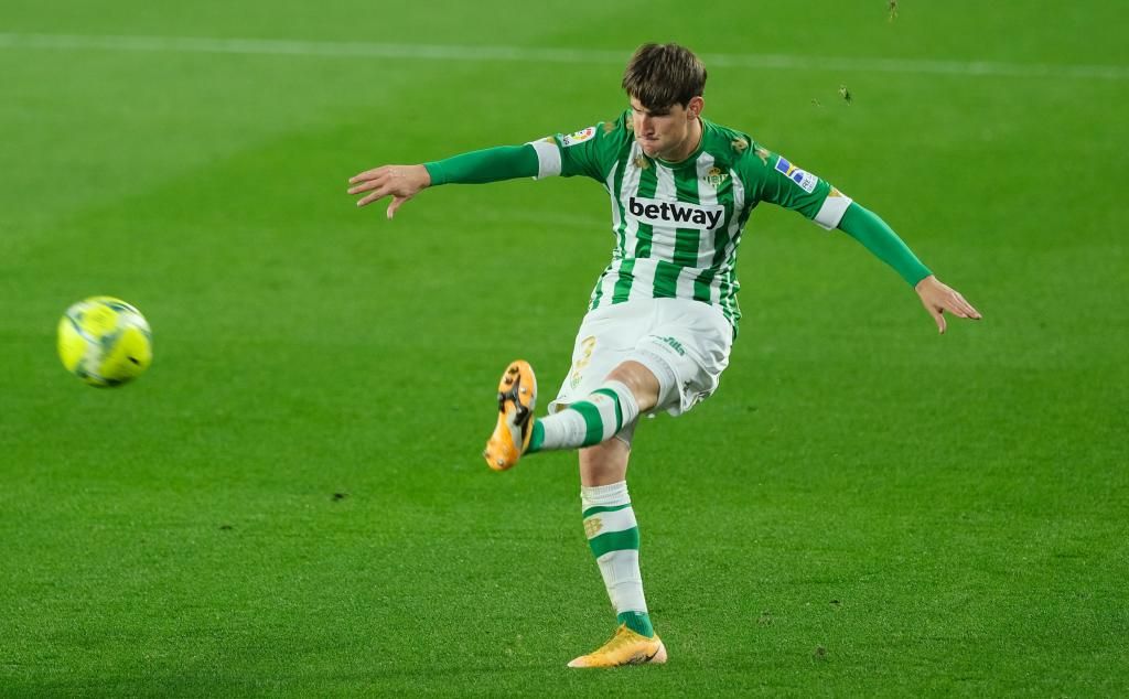 La parte (muy) mala del momento (muy) bueno de Miranda en el Betis