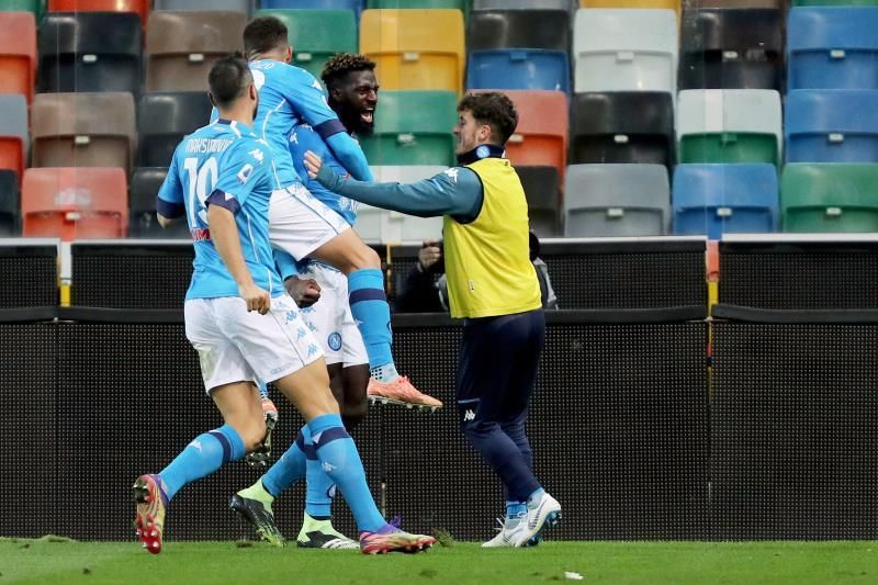 Bakayoko da aire al Nápoles