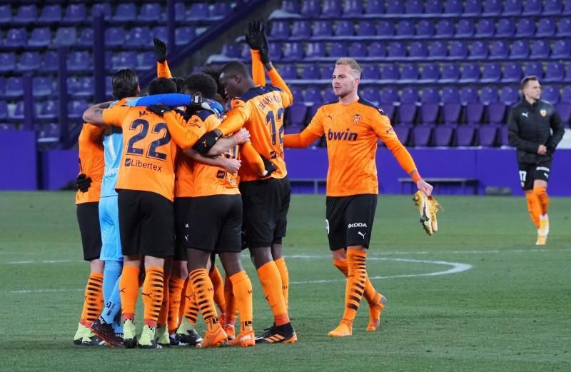 El Valencia necesita ganar a Osasuna para no cerrar su peor primera vuelta