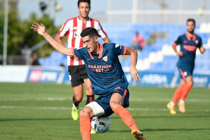 La postura de la Real Sociedad ante el futuro de Carlos Fernández