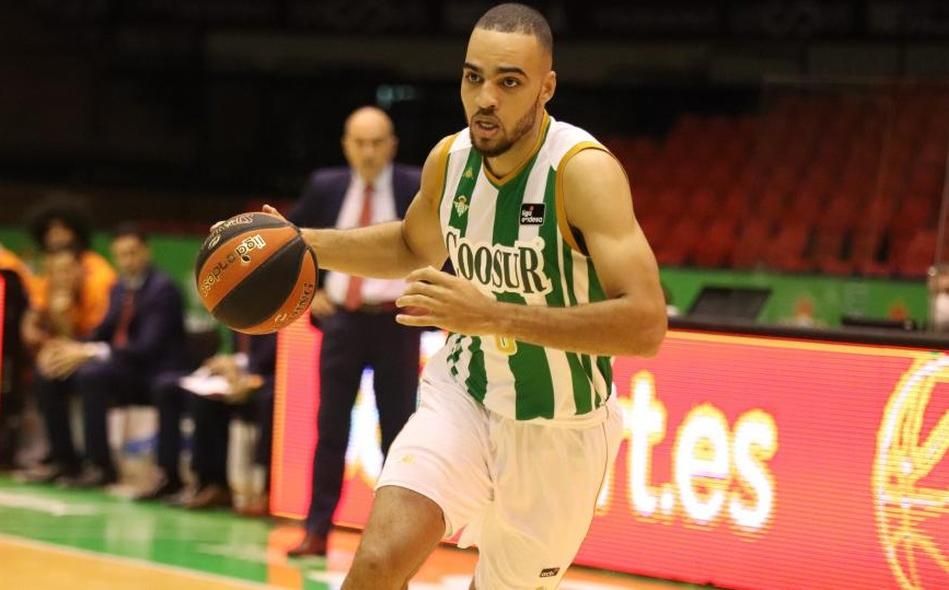 Obi deja de ser jugador de la plantilla del Betis