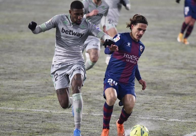 Emerson no sabe defender, sólo atacar: desmontando la leyenda urbana