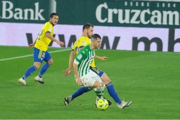 El Betis, ¿sin pivotes defensivos ante el Celta?