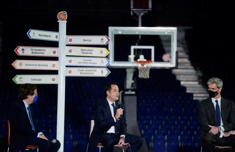 Almeida y Aguado apoyan la disputa de la Copa del Rey de baloncesto en Madrid
