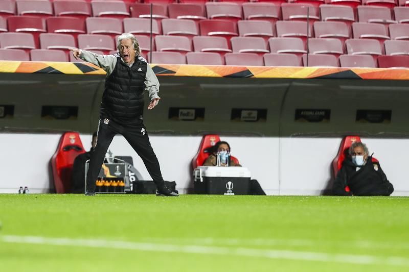 El Benfica, con 17 casos de covid-19, podría parar dos semanas