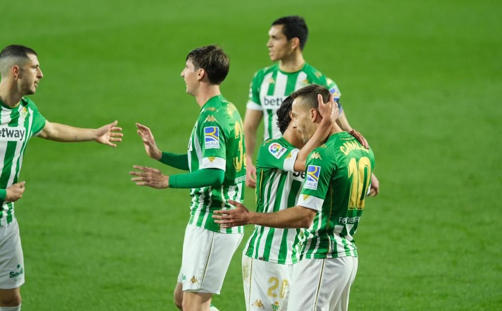 Real Betis-Celta (2-1): Si la sonrisa de Canales contagia a Fekir, buena cosa