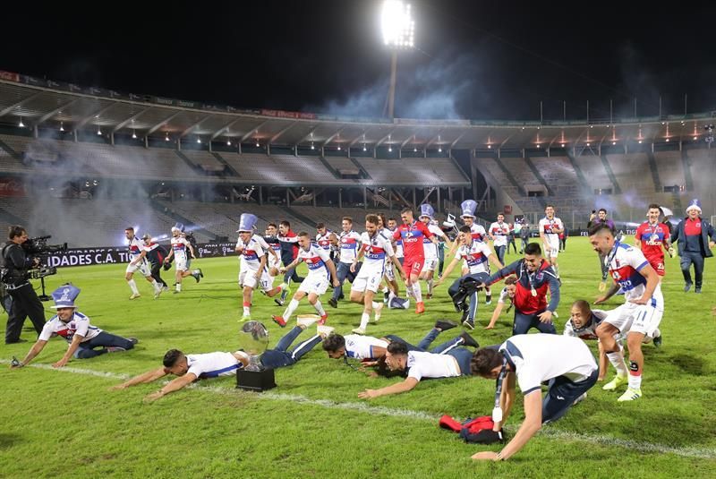 Un estadio Mario Kempes de Córdoba remozado espera por la final de la Sudamericana
