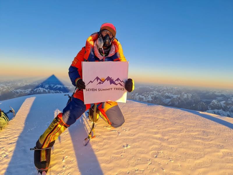 El primer ascenso invernal del K2 reescribe la historia de los sherpas