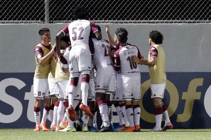 Saprissa y el sorpresivo Arcahaie haitiano buscan la final de la Liga Concacaf