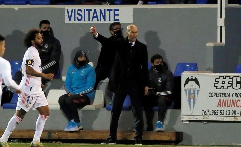 Zidane sobre su futuro: "A ver lo que pasa estos días"