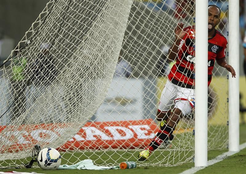 El Flamengo vence al Palmeiras y asegura la tercera posición del fútbol en Brasil
