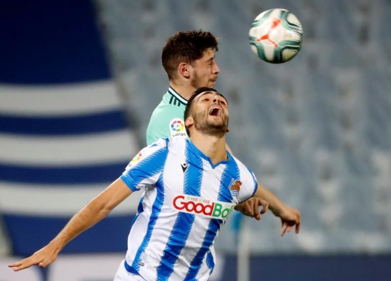 Willian José, no convocado ante el Betis mientras se negocia su salida