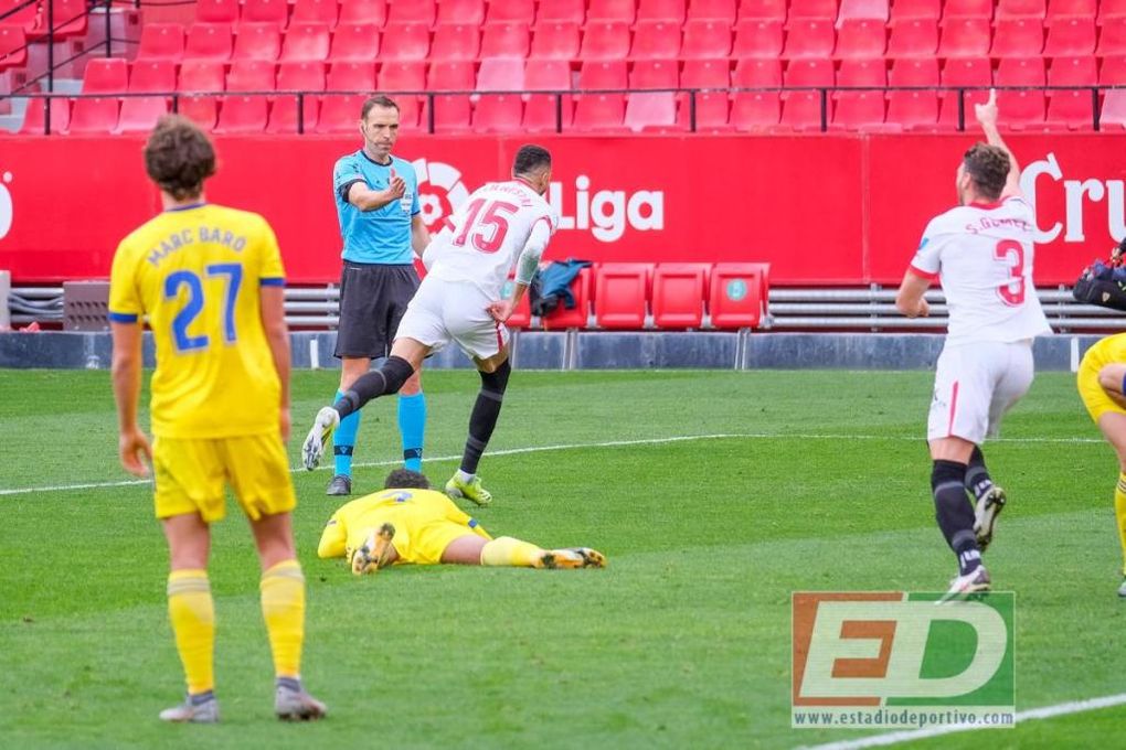 Sergi Gómez, el brazalete de capitán y la acción ensayada del 2-0