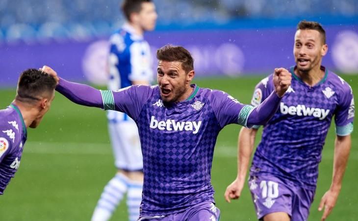 Real Sociedad-Real Betis (2-2): Joaquín y Canales evitan un 'déjà vu' de 2020