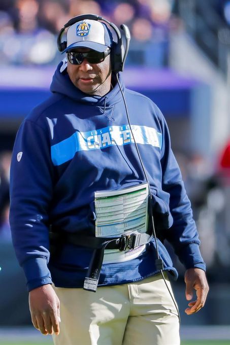 Lions contratan a Lynn como coordinador ofensivo