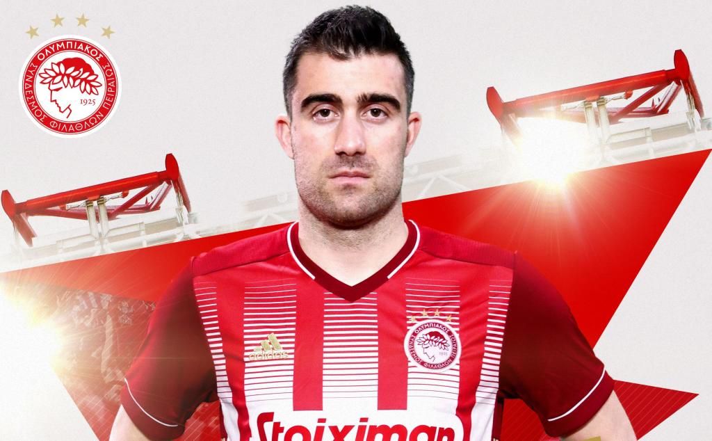 El fichaje de Sokratis por Olympiacos ya es oficial