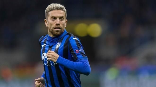 El Papu Gómez llega este martes por la tarde a Sevilla