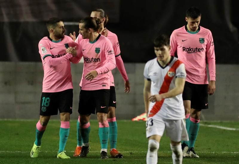 1-2. Messi y De Jong rescatan al Barcelona del sufrimiento en Vallecas