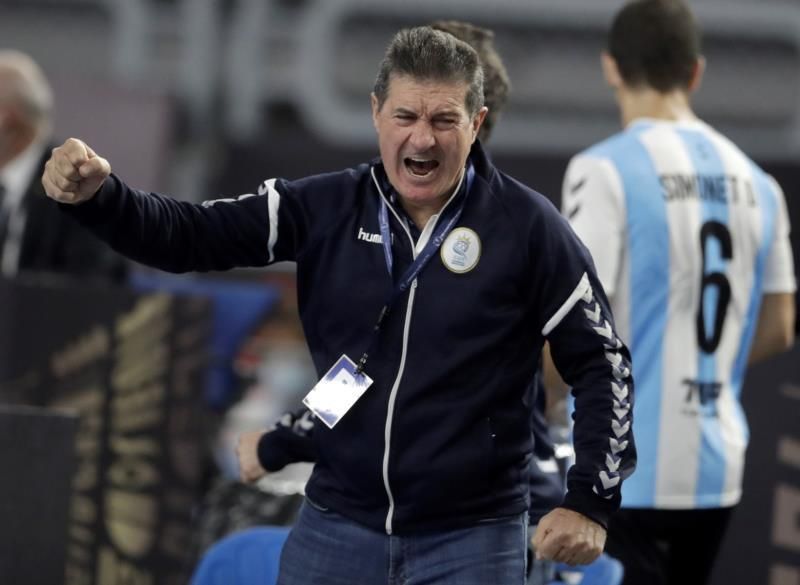 Cadenas considera una "oportunidad perdida" la actuación de Argentina en el mundial