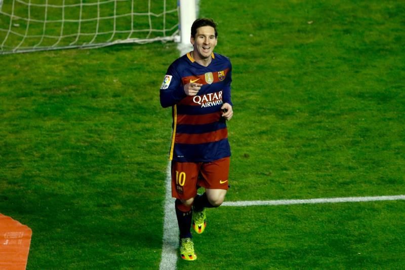 Messi y Riqui Puig, en el once frente al Rayo Vallecano