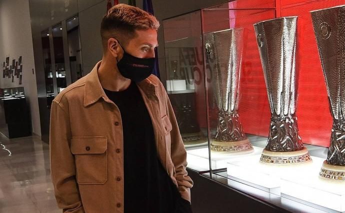 Puesta de gala del Papu Gómez