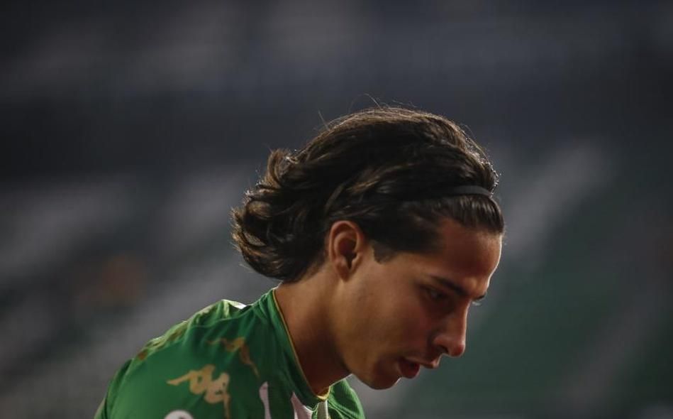 El Betis lo hace oficial: Lainez es el positivo en Covid