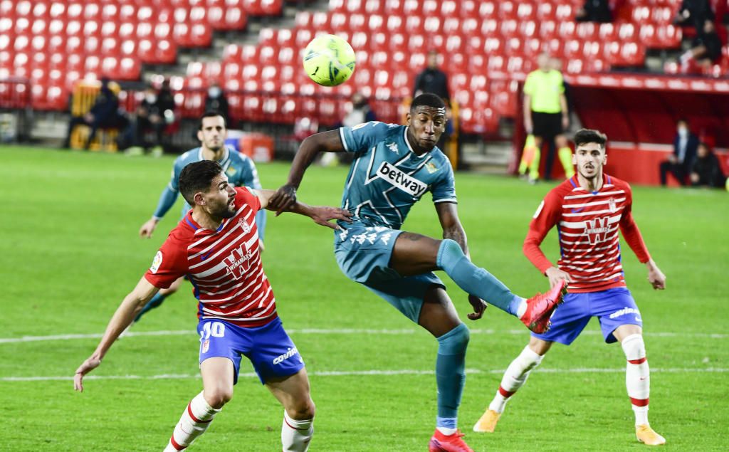 El PSG da otro paso en su cerco sobre Emerson