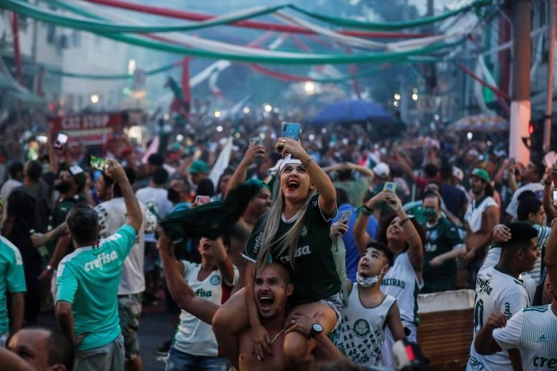 Hinchas del Palmeiras ignoran el confinamiento y se toman calles de Sao Paulo