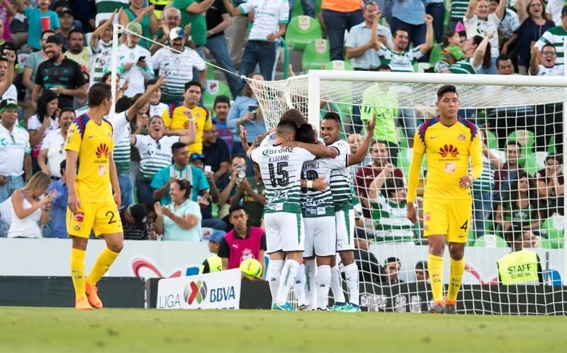 1-1. Santos empata con el América de Solari y salta al liderato del fútbol en México
