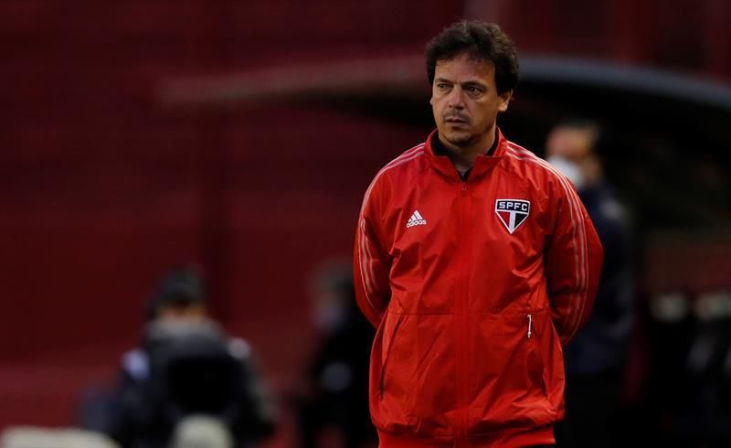 El Sao Paulo destituye al técnico Fernando Diniz y Raí renuncia a la gerencia