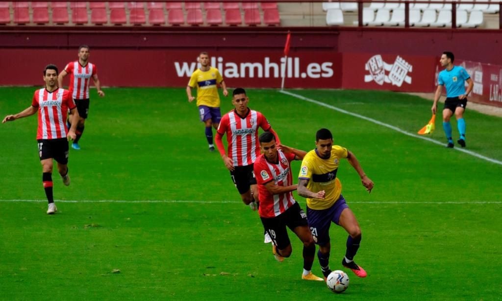Chumi avisa al Sevilla : "No se lo vamos a poner fácil"