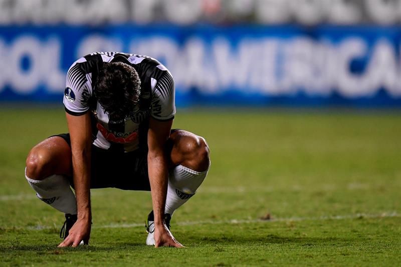 Atlético Mineiro pierde ante Goias y se aleja del líder Internacional