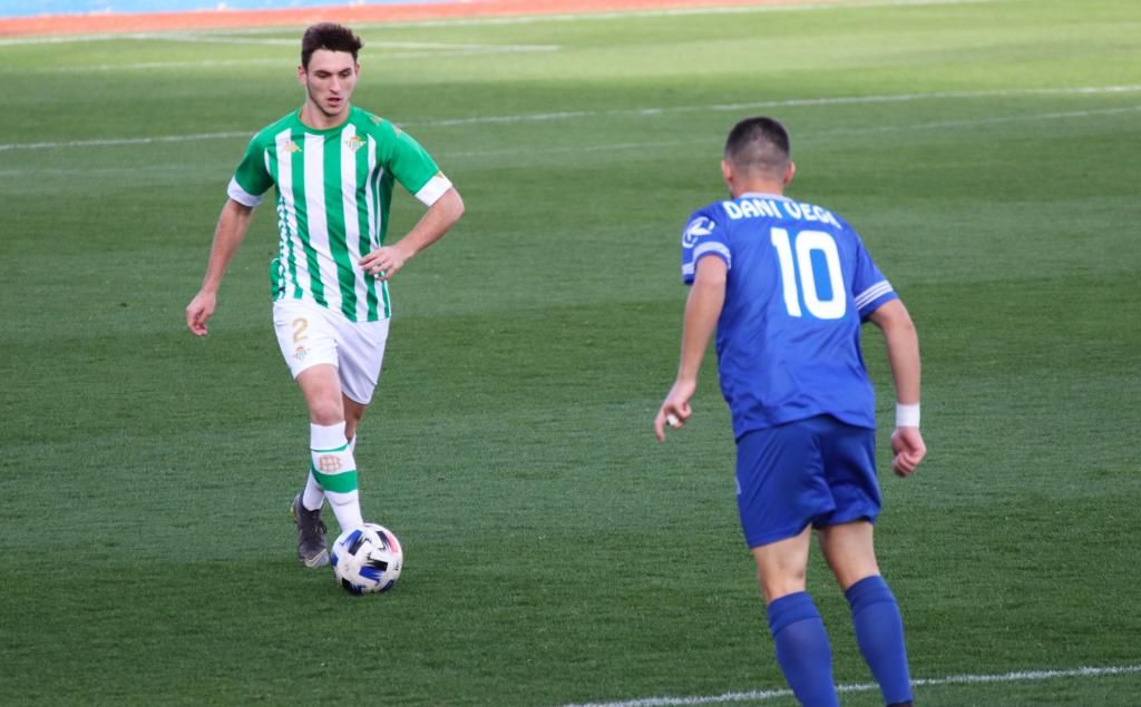 Un brote de Covid-19 obliga a aplazar el Betis Deportivo-Yeclano