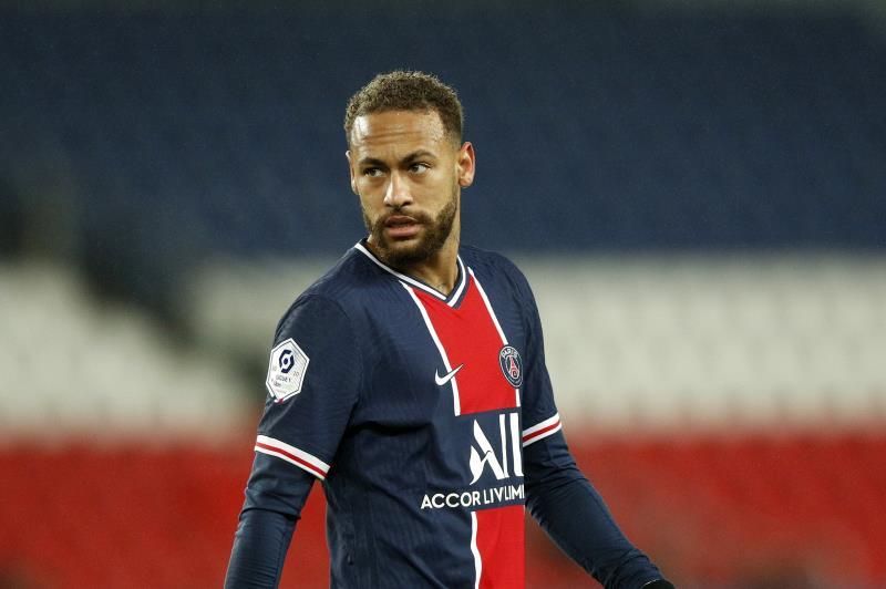 Neymar, duda para el clásico galo por una gastroenteritis tras su cumpleaños