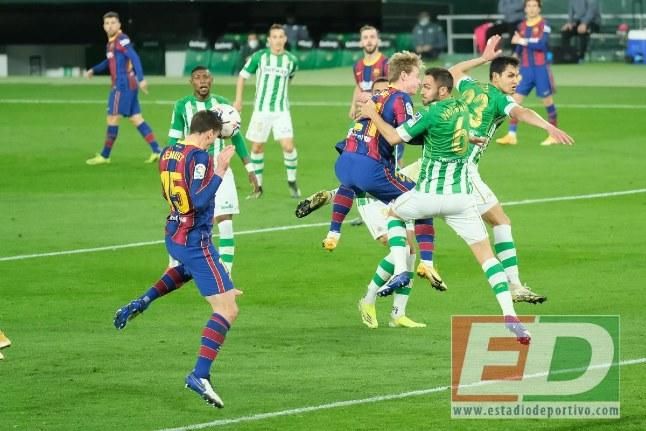 De Jong, un metrónomo imparable para el Betis
