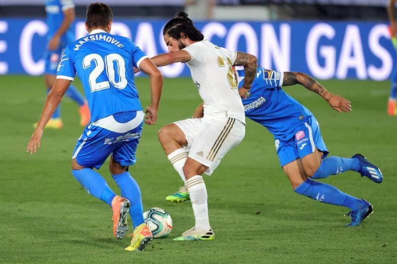 Nueve bajas y cinco jugadores del Castilla en la convocatoria de Zidane