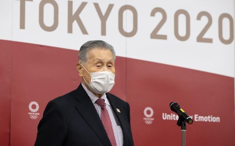 Tokio 2020 se reunirá por la polémica sexista mientras sigue la fuga de voluntarios