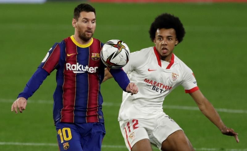 2-0. El Sevilla golpea primero y Bono amarga la noche a Messi