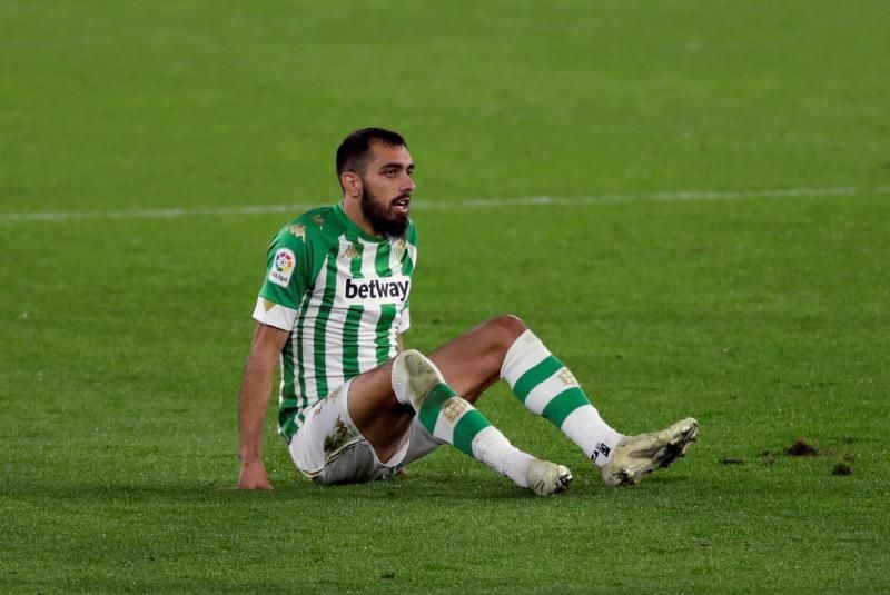 Borja Iglesias, lesionado, baja para Villarreal