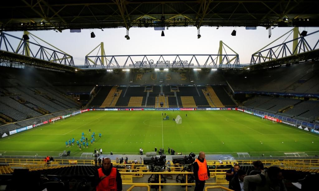 La pandemia amenaza la visita del Sevilla FC a Dortmund en la Champions